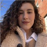 Profesora joven de inglés y alemán(hasta b2) para niños y jóvenes