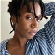 Madrelingua inglese offre lezioni di speaking, writing e comprensione