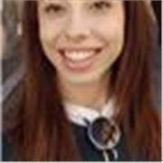 Insegnante con laurea in lingue e letterature straniere offre lezioni/doposcuola/ aiuto compiti per le seguenti materie: inglese, italiano, storia, geostoria, geografia e storia dell'arte
