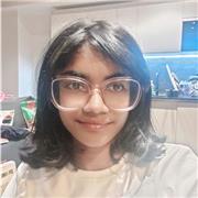 I give private lessons tailored to your levels and learning needs.