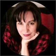 Future FPA passionnée par la langue française et aimant transmettre.