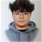 Estudiante del Grado de Química en la Universidad de Valladolid, graduado con honores del bachillerato de ciencias y C1 en inglés.