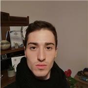 Studente di giurisprudenza impartisce lezioni di diritto. Ideale per chi necessita di ripassi in vista del diploma o per i neo diplomati
