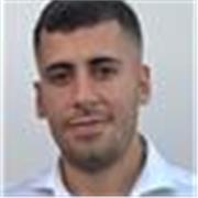 Graduado de Estudios ingleses (Filología inglesa) da clases de inglés nivel primaria, ESO, bachillerato. Además de preparación de