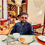 Friendly expert tutor providing clear guidance for all learners