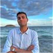 Offro aiuto compiti e supporto allo studio per studenti di elementari e medie.