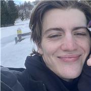 Ripetizioni con ragazzo Madrelingua Inglese per tutte l’età.