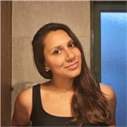 Profesora titulada en Biología, graduada con honores y con más de 3 años de experiencia, imparte clases de forma online.