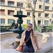 Estudiante de marketing apto para variedad de edades