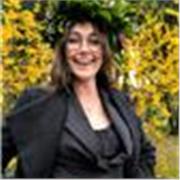 Laureata Magistrale in Traduzione e Mediazione Culturale. Disponibile per ripetizioni di spagnolo e tedesco, nonché aiuto compiti