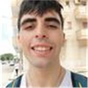 Offro insegnamenti mirati a dimostrare allo studente quanto una nozione che sembra “impossibile” possa diventare comprensibile per tutti