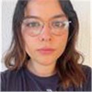 Se cerchi un’insegnante paziente, chiara e capace di adattarsi al tuo metodo di apprendimento, contattami