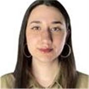 Persona atenta, apasionada del arte, con vocación y experiencia en docencia artística a niños y adultos de todos los niveles.