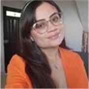 Periodista con experiencia en proyectos comunitarios con adolescentes