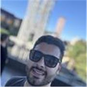 Dou aula de Matemática para crianças e adultos, sou especialista em conteúdos do Ensino Fundamental e Médio