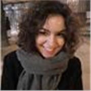 Soy  Elena, graduada en Filología Inglesa y Doctoranda en Literatura Inglesa, con más de 4 años de experiencia impartiendo clases particulares y colaborando con academias y centros de idiomas.