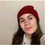 Profesora principiante con experiencia en dar clase a niños de manera presencial.