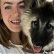 Medico veterinario offre lezioni di biologia di base