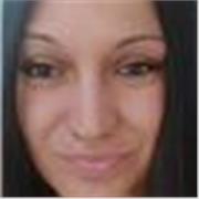 Profesora de arte en general, dibujo, pintura, dibujo técnico, historia del arte.