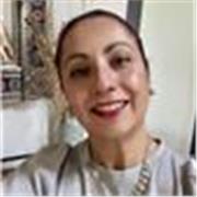 Nativa en el idioma de Cervantes, pero con la calidez y acento más claro del que nos da México. 