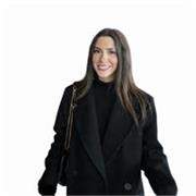 Profesora de Educación Primaria con formación en Psicología, preparada para todos los niveles y edades. 