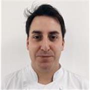 Professional chef. Can give private or group lessons of Spanish cuisine and Japanese cuisine.