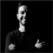 Da professionista fotografo, mi occupo di formazione per aiutare le persone a muovere i primi fondamentali passi in questo mondo!