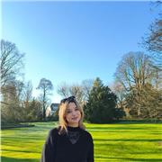 Φιλόλογος με μεταπτυχιακό στη διδασκαλία της Ελληνικής ως ξένης γλώσσαςΕίμαι φιλόλογος με μεταπτυχιακό στη Διδασκαλία της Ελληνική