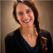 Certified life coach based in London, offering both online and in person sessions to students who want to achieve excellence.