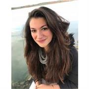Neolaureata in lingue per la comunicazione interculturale (inglese e tedesco)