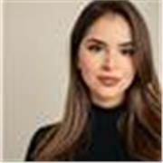 Professeure diplômée de français et finance – Cours personnalisés pour la vie quotidienne, le corporate et la réussite académique