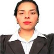 Profesora de psicología teniendo en cuenta mis habilidades blandas y duras en las clases para niños, jóvenes y adultos
