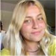Estudiante de biología con gran pasión por esta asignatura. Ayudo también a niños de primaria y ESO con inglés y otras asignaturas