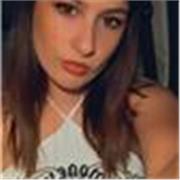 Diplomata in liceo linguistico. Insegno la lingua italiana a stranieri