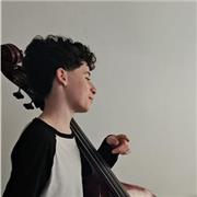 Cour de contrebasse jusqu'à l'âge de 10 ans pour apprendre à jouer de la contrebasse, savoir déchiffrer des morceaux a l'archet