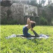 Insegnante yoga certificata offre lezioni di Hatha/ Vinyasa/ Yin yoga