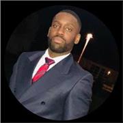 Professeur particulier donne cours d’anglais à des enfants et adultes