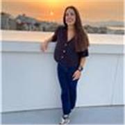 Profesora titulada en magisterio infantil y primaria con Master en español para extranjeros con más de 8 años de experiencia. 