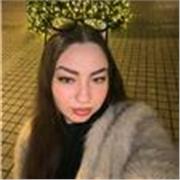 Professeur particulier qui donne des cours de maths pour les niveaux primaire, collège et lycée