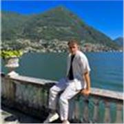 Laureato in ingegneria gestionale. Offro il mio aiuto in matematica chimica e fisica