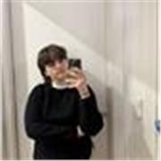 Studentessa di Ingegneria informatica impartisce lezioni di matematica per ragazzi delle medie e superiori