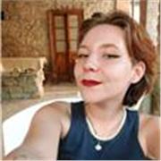 Studentessa diplomata presso Liceo delle Scienze umane impartisce lezioni di Inglese e discipline umanistiche a studenti delle medie e superiori