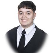 Soy una persona trabajadora y con ganas de enseñar. Estoy estudiando el grado de educación primaria por lo que me encanta enseñar