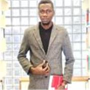  Étudiant en Droit avec une maîtrise parfaite en langue française 