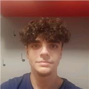 Estudiante de bachiller da clases de repaso para ESO y primaria. Se imparten también clases de música y guitarra