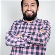Profesor de contaduría imparte clases de contabilidad para jóvenes de secundaria