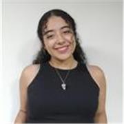 Psicóloga con aptitudes de enseñanza infantil en la materia de español