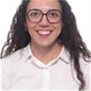Profesora de español e inglés titulada y con experiencia previa.