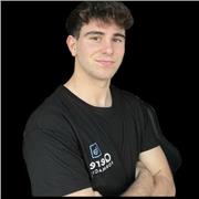 Profesor particular profesional, cercano y motivador, con buen humor, risueño y amable, creando un gran ambiente de aprendizaje.