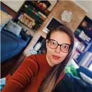 Laureata in scienze biologiche, con ottimo curriculum studiorum, ho pazienza e tantissima passione per la biologia e l'insegnamento